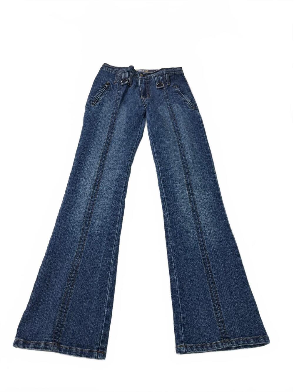 Clash Women's Y2K Low Rise Bootcut Flare Bareback Jeans Size 7, 26" Waist